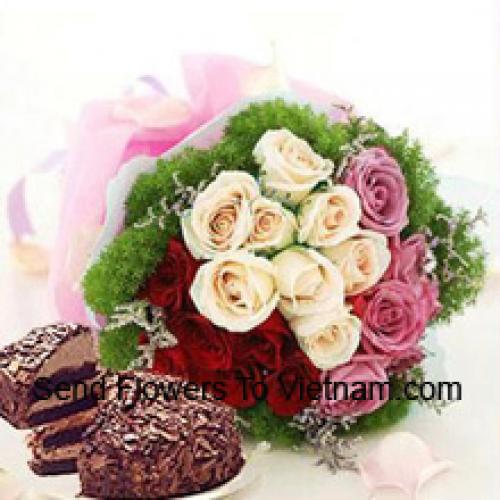 Assorted Roses with 1/2 Kg Black Forest Cake