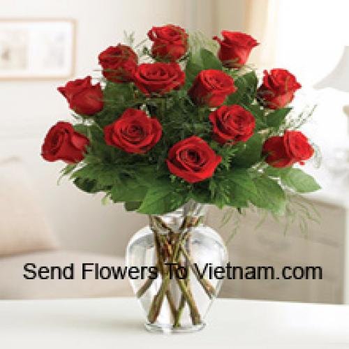 Lovely 12 Red Roses in Vase