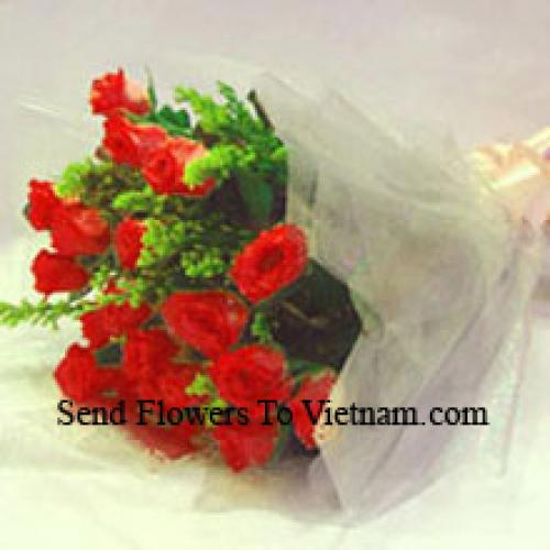 12 Exotic Red Roses