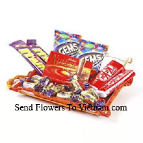 Gift Wrapped Assorted Chocolates (This Product Needs To Be Accompanied With The Flowers)